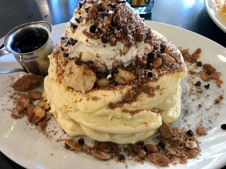 Apple Crumble Souffle Pancakes, Cici's, Los Angeles